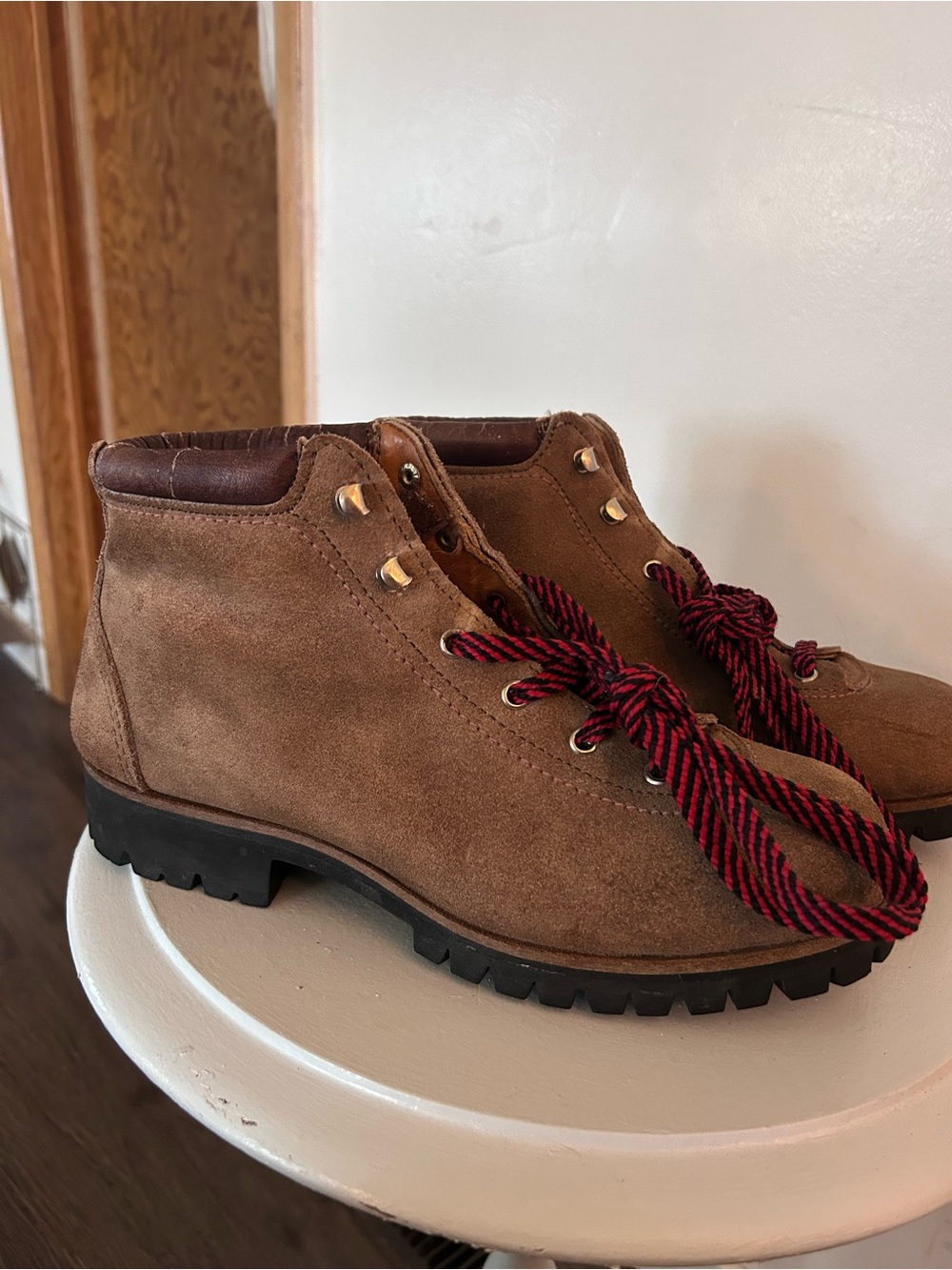Vintage Vasque Brown Suede Hiking Boots with Red-Black Laces